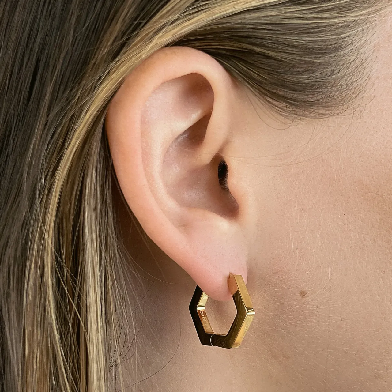 CLUSE Essentielle Hexagon Medium Hoop Earrings, Gold Colour