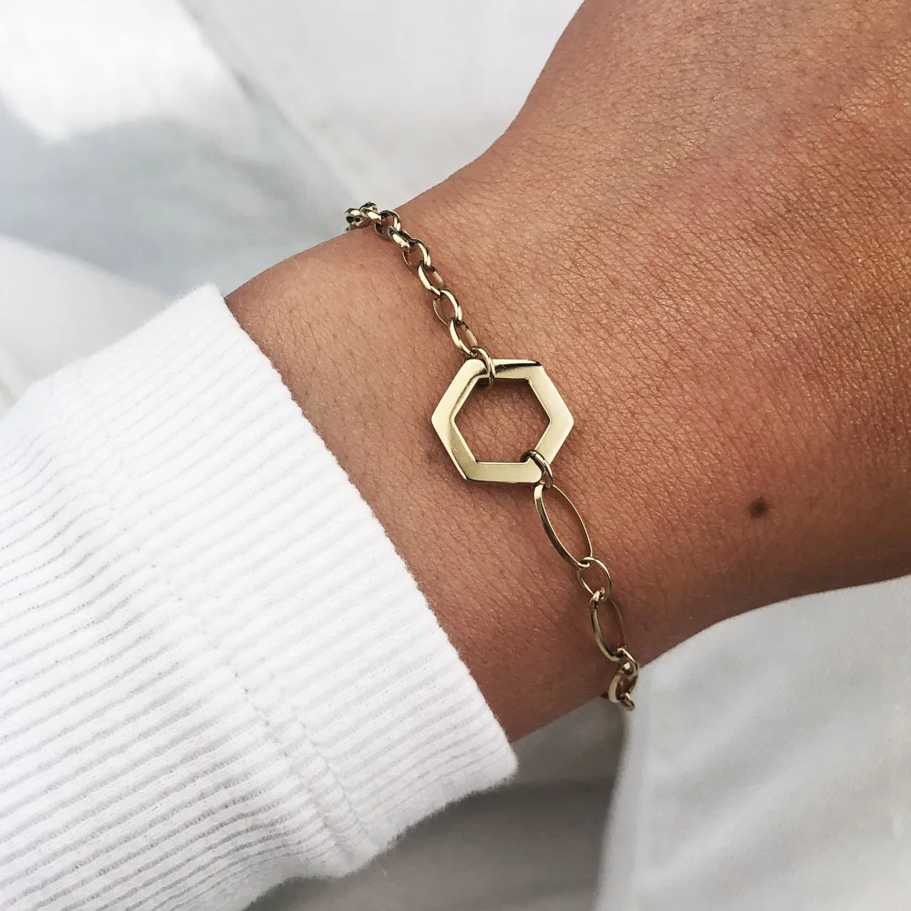 CLUSE Essentielle Open Mix Chain Bracelet Gold Colour