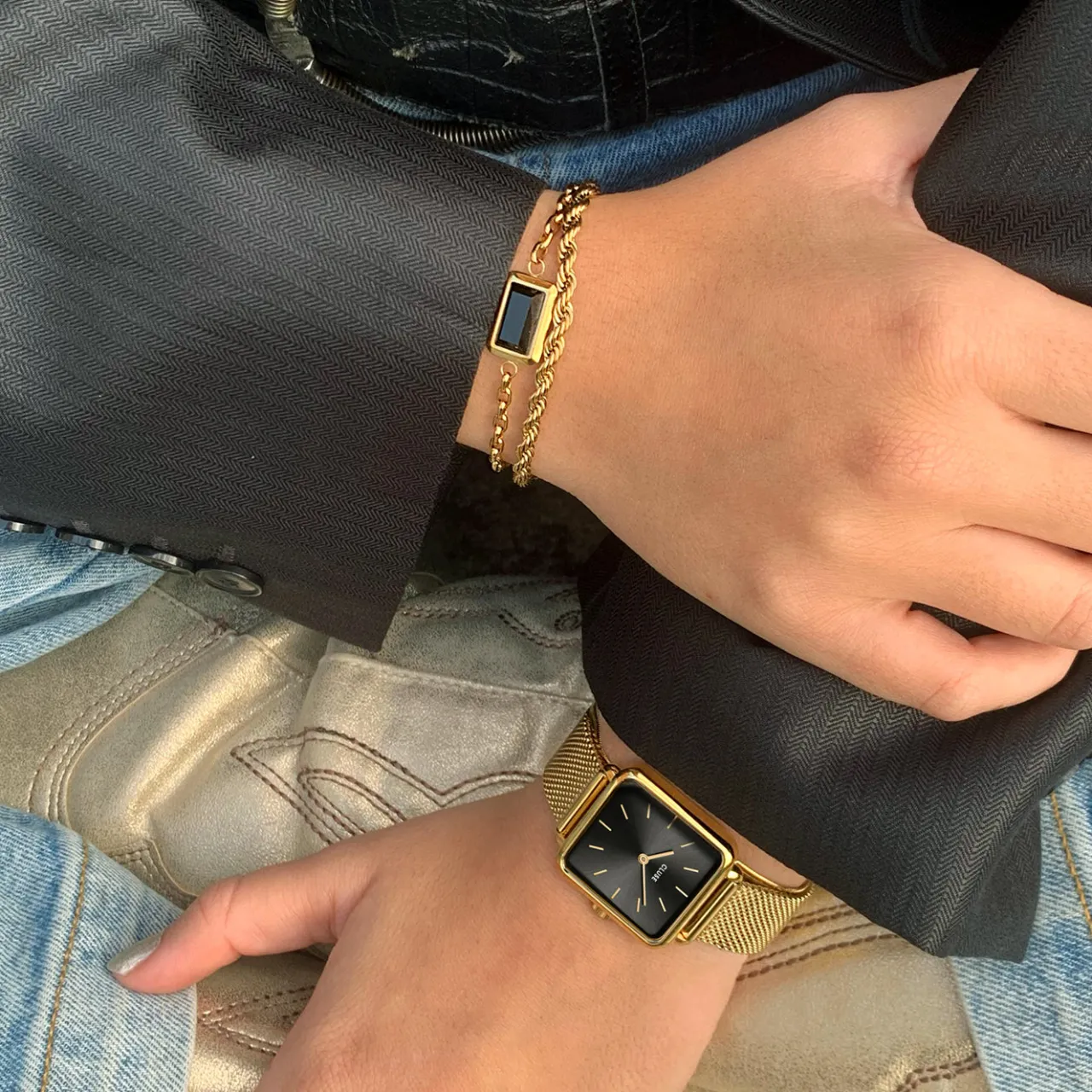 essentielle_rope_bracelet_gold_colour_3-1.webp CLUSE Essentielle Rope Bracelet Gold Colour