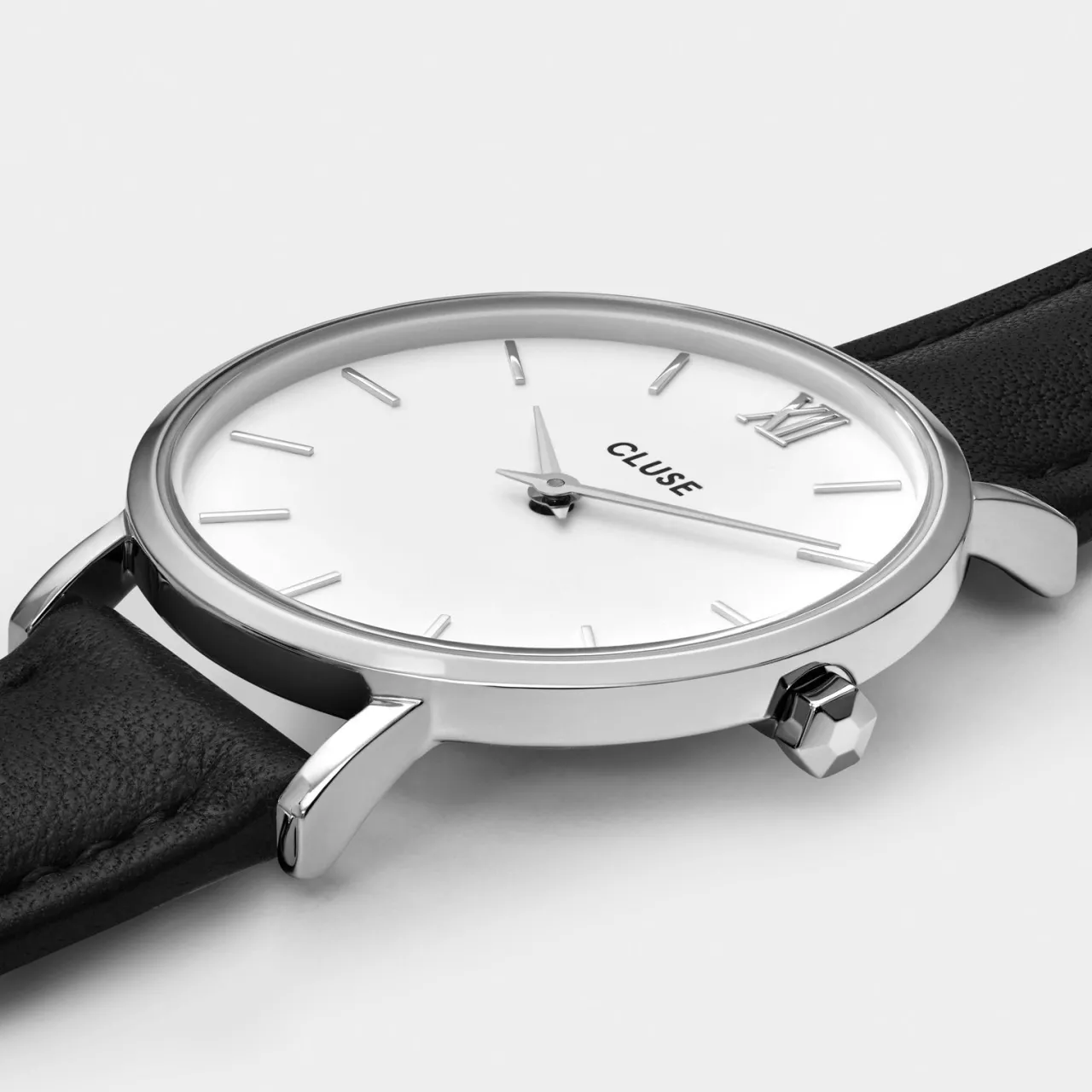 gift_box_minuit_mesh__leather_strap_silver_colour_7-1.webp Femme CLUSE Gift Box Minuit Mesh & Leather Strap Silver Colour