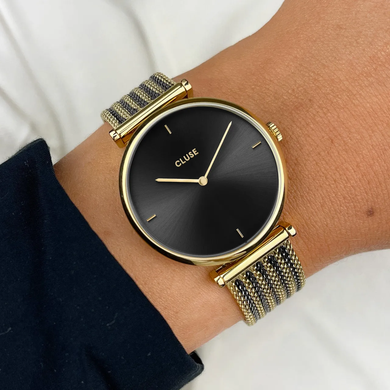 Femme CLUSE Gift Box Triomphe Mesh, Gold Colour & Black Leather Strap