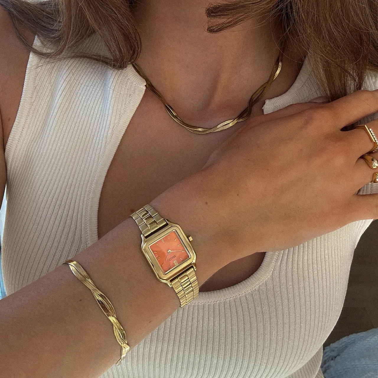 gracieuse_petite_watch_steel_apricot_gold_colour_7-1.webp Femme CLUSE Gracieuse Petite Watch Steel, Apricot, Gold Colour