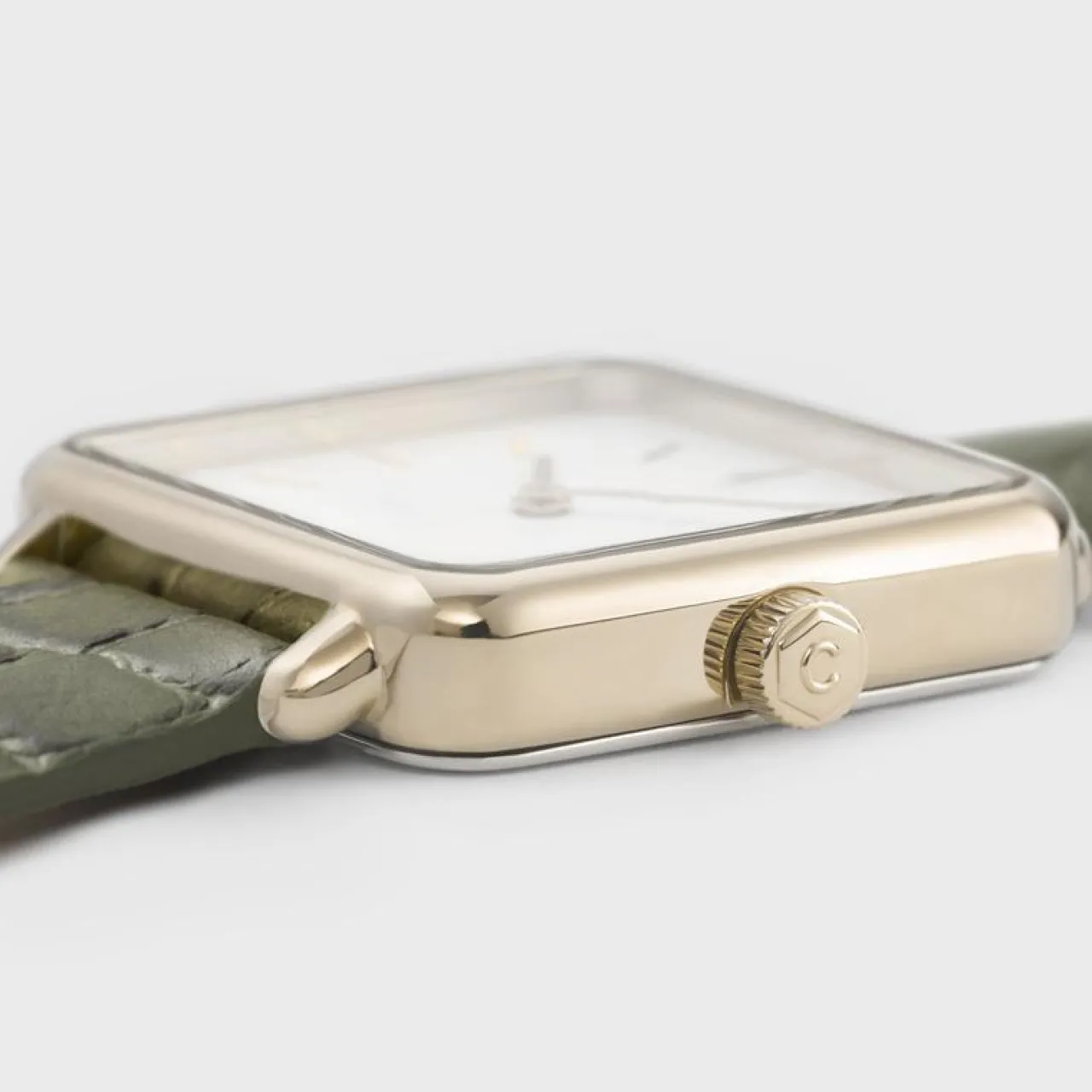 la_ttragone_leather_green_alligator_gold_colour_2-1.webp Femme CLUSE La Tétragone Leather Green Alligator, Gold Colour