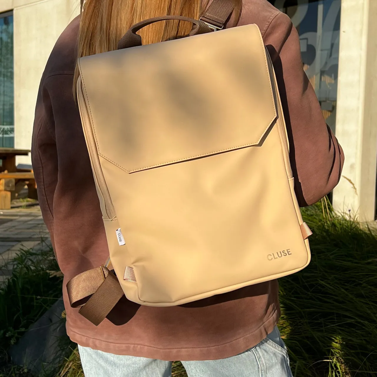 le_rversible_backpack_beige_dark_brown_gold_colour_13-1.webp CLUSE Le Réversible Backpack, Beige Dark Brown, Gold Colour
